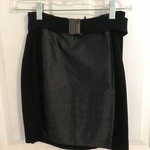 Bebe skirt